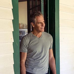 Fotoğraf Scott Bakula