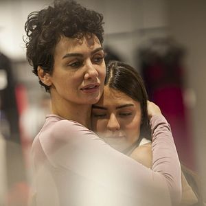 Fotoğraf Ağlama Anne