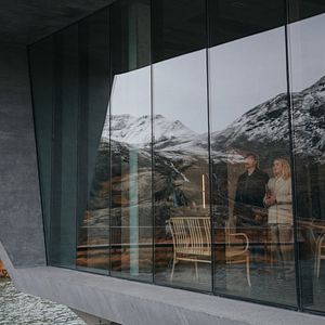 Fotoğraf Selvmordsturisten