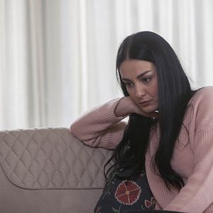 Fotoğraf Ağlama Anne