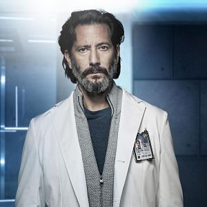 Fotoğraf Henry Ian Cusick