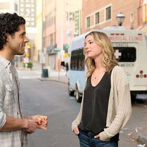 Fotoğraf Miles Gaston Villanueva