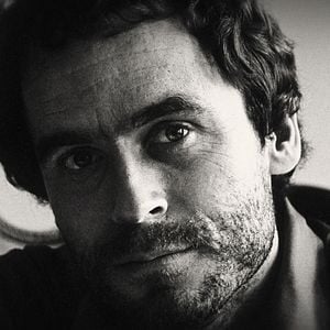 Fotoğraf Conversations With a Killer: The Ted Bundy Tapes