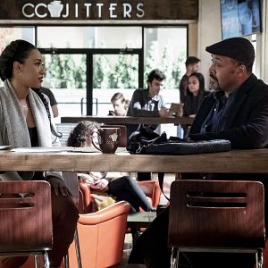 Fotoğraf Candice Patton