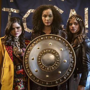 Fotoğraf Madeleine Mantock