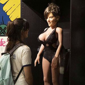 Fotoğraf Frankie Shaw