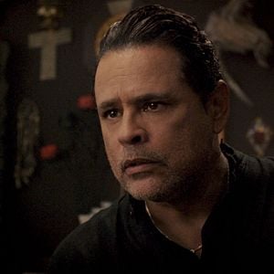 Fotoğraf Raymond Cruz