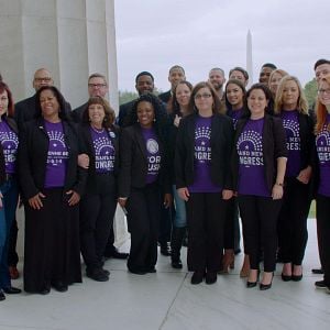 Fotoğraf Knock Down the House