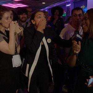 Fotoğraf Knock Down the House