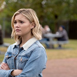 Fotoğraf Olivia Holt