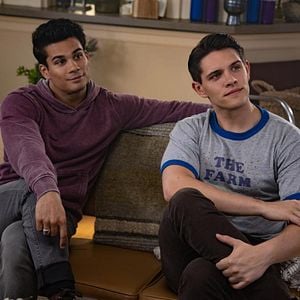 Fotoğraf Drew Ray Tanner