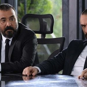 Fotoğraf Eşkıya Dünyaya Hükümdar Olmaz