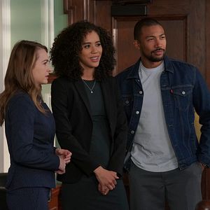 Fotoğraf Britt Robertson