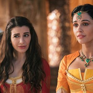 Fotoğraf Naomi Scott