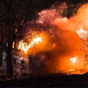 Fotoğraf Ciemno, prawie noc