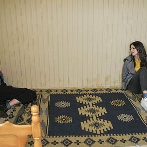 Fotoğraf Elimi Bırakma