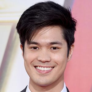 Fotoğraf Ross Butler