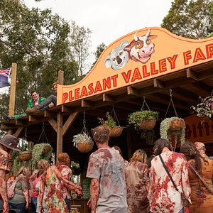 Fotoğraf Alexander England