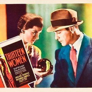 Fotoğraf Thirteen women