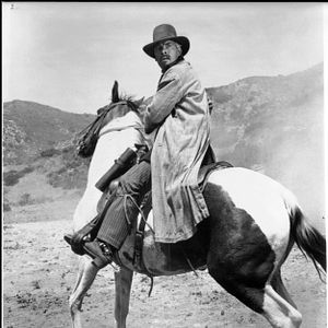 Fotoğraf Lee J. Cobb