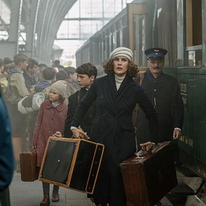 Fotoğraf Als Hitler das rosa Kaninchen stahl