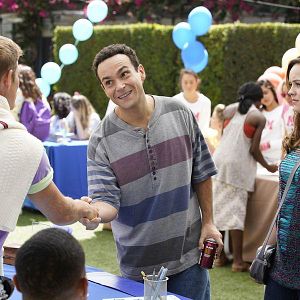 Fotoğraf Hayley Orrantia