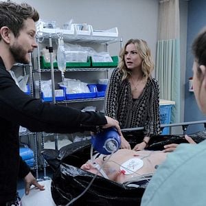 Fotoğraf Matt Czuchry