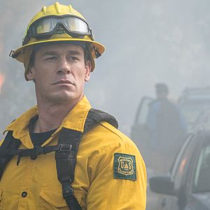 Fotoğraf Playing With Fire