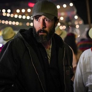 Fotoğraf Alex O'Loughlin