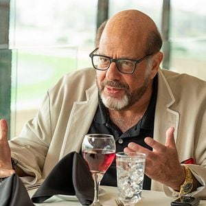 Fotoğraf Lying and Stealing