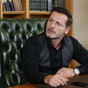 Fotoğraf Elimi Bırakma