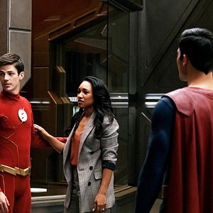 Fotoğraf Grant Gustin