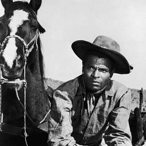 Fotoğraf The Outcasts