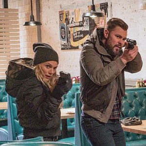 Fotoğraf Tracy Spiridakos