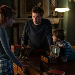 Fotoğraf Darby Stanchfield