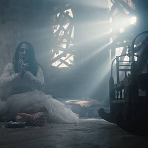 Fotoğraf KİKİ - Lanet-i Cin