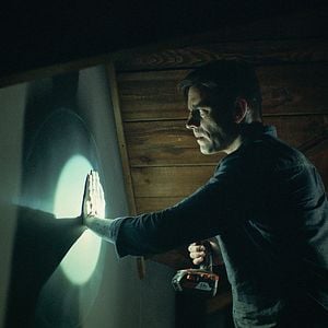 Fotoğraf Girl on the Third Floor