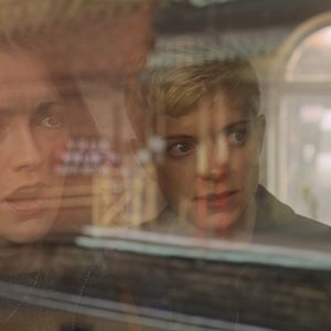 Fotoğraf Mae Martin