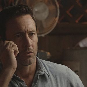 Fotoğraf Alex O'Loughlin