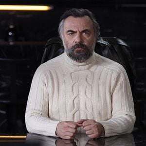 Fotoğraf Eşkıya Dünyaya Hükümdar Olmaz