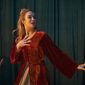 Fotoğraf Caity Lotz