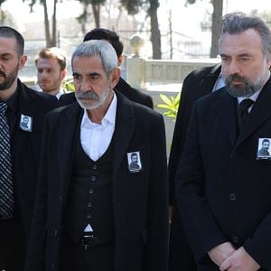 Fotoğraf Eşkıya Dünyaya Hükümdar Olmaz