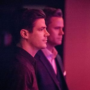 Fotoğraf Grant Gustin