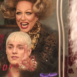 Fotoğraf Max Harwood