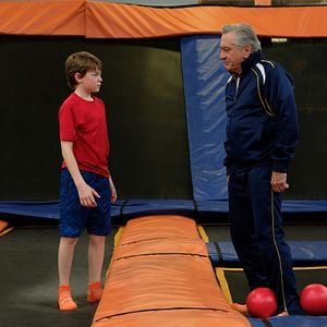 Fotoğraf Oakes Fegley