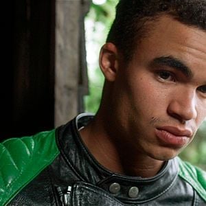 Fotoğraf Garçon Chiffon