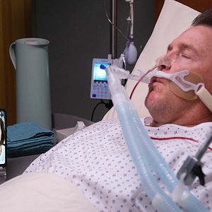 Fotoğraf Carly Pope