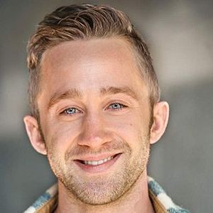 Fotoğraf Matthew Dennis Lewis