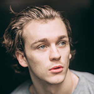 Fotoğraf Harry Lawtey