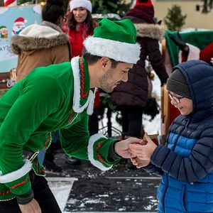 Fotoğraf Christmas Unwrapped